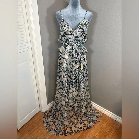 ASTR The Label Palace Floral Cutout Maxi Dress Size L - Picture 5 of 16